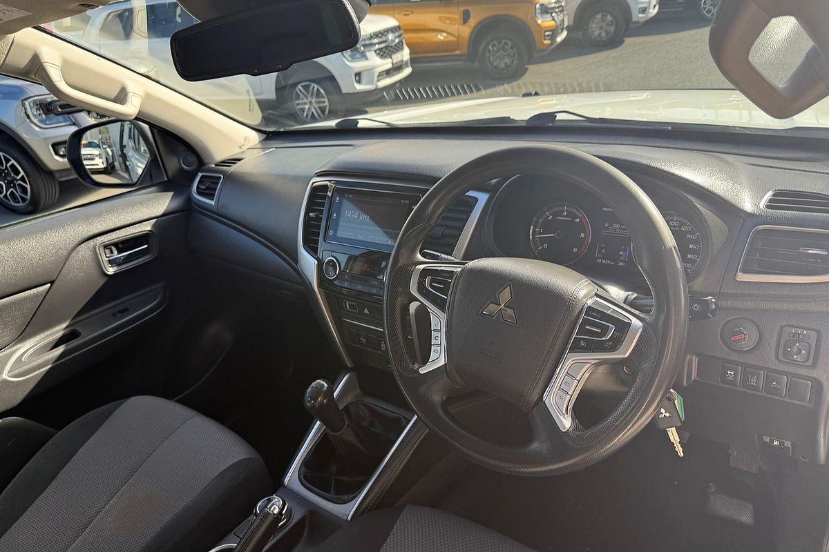 2020 Mitsubishi Triton GLX+ MR 4X4