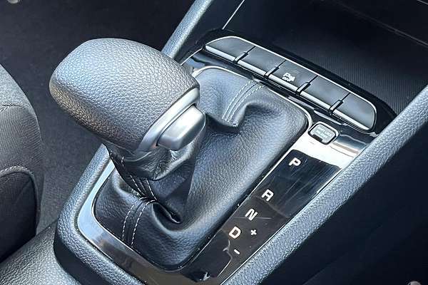 2024 Kia Stonic S YB