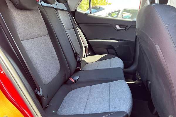 2024 Kia Stonic S YB
