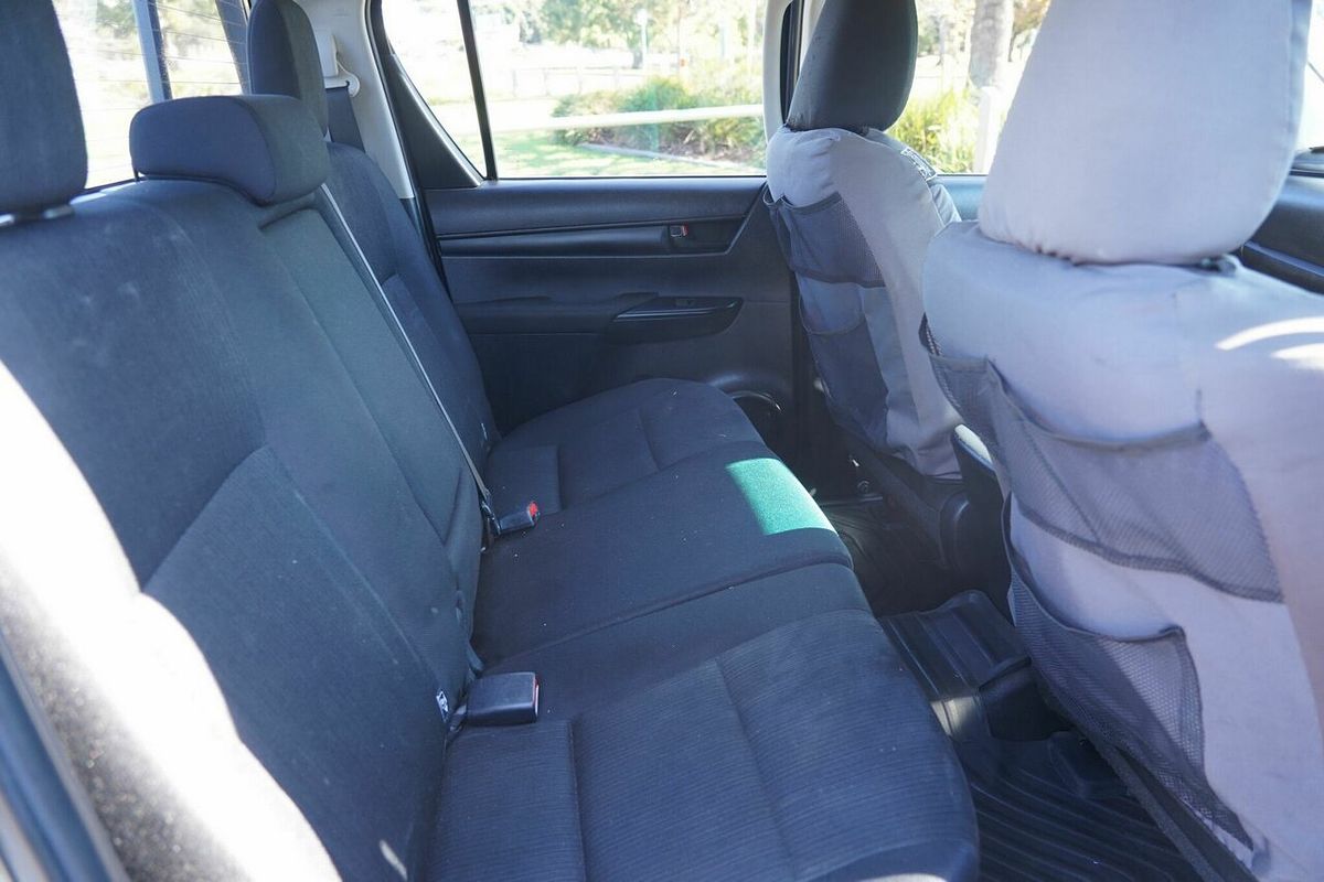 2020 Toyota Hilux SR GUN126R 4X4