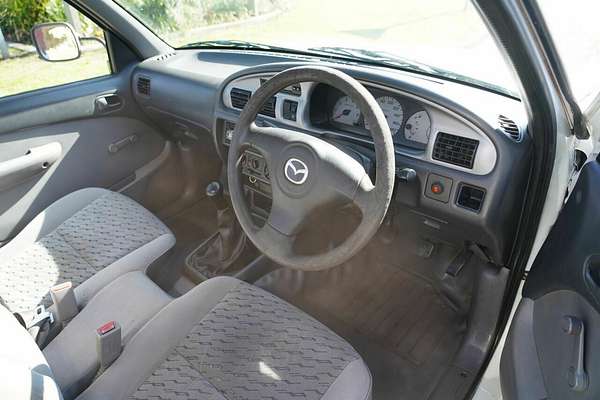 2004 Mazda B2600 Bravo DX Rear Wheel Drive