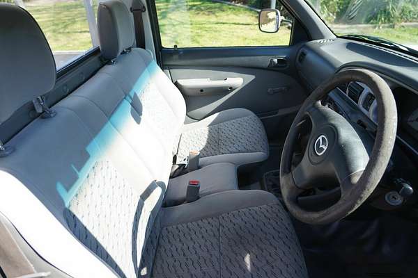 2004 Mazda B2600 Bravo DX Rear Wheel Drive