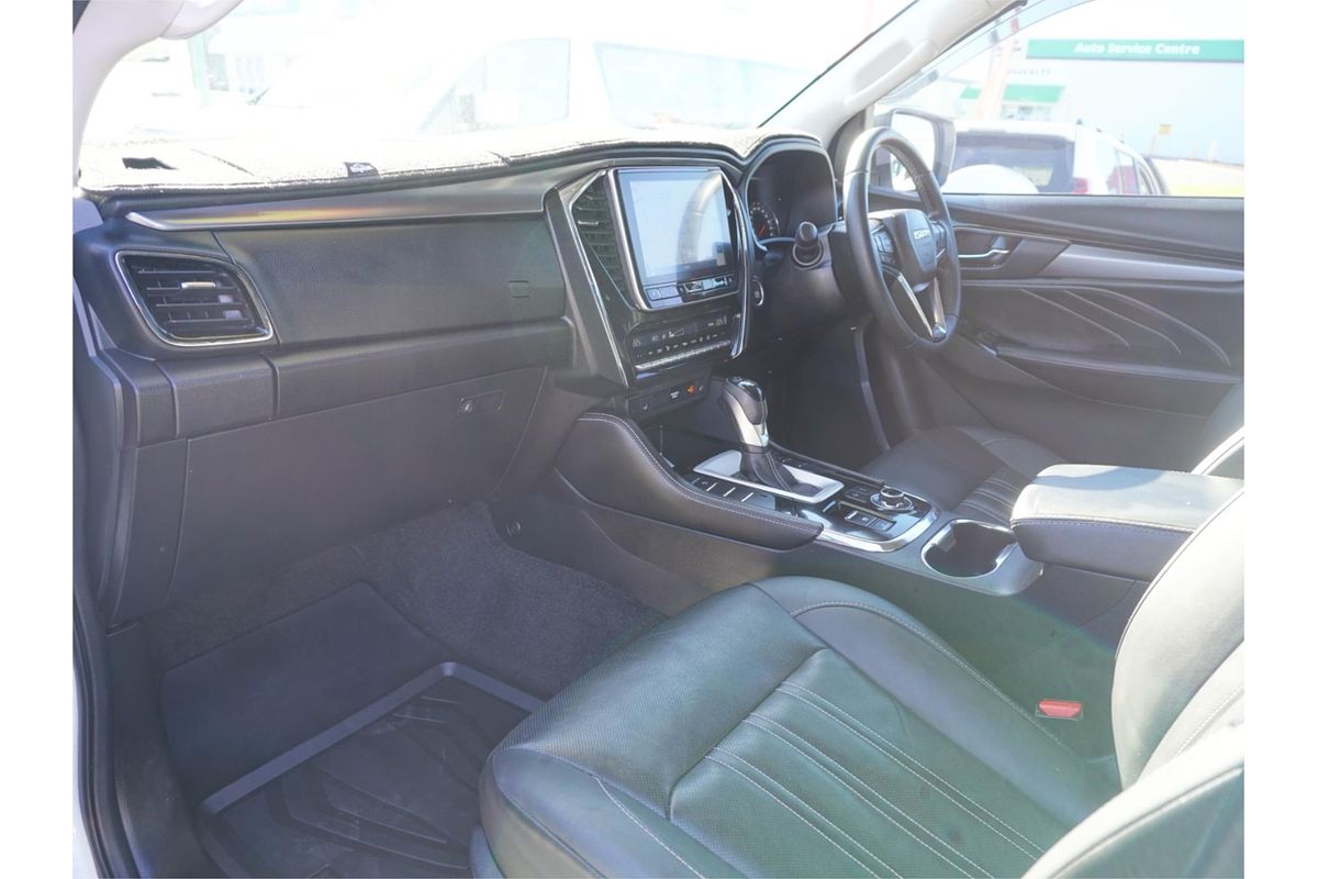 2021 Isuzu MU-X LS-T