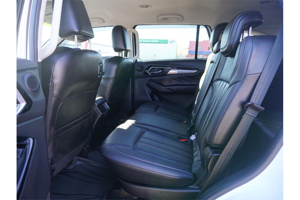 2021 Isuzu MU-X LS-T