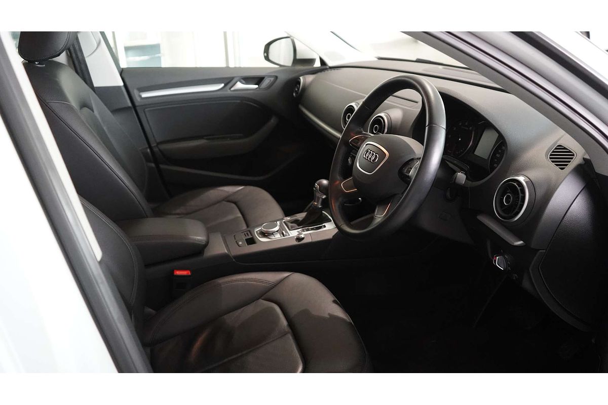 2015 Audi A3 Attraction 8V