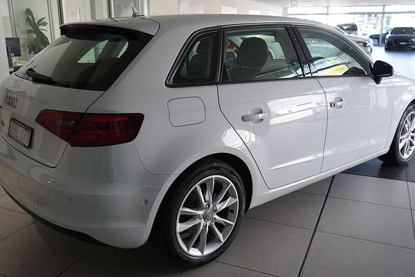 2015 Audi A3 Attraction 8V