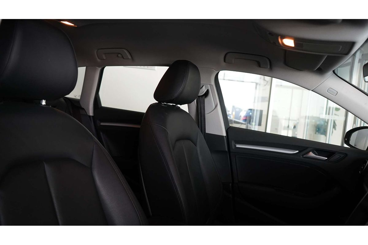 2015 Audi A3 Attraction 8V
