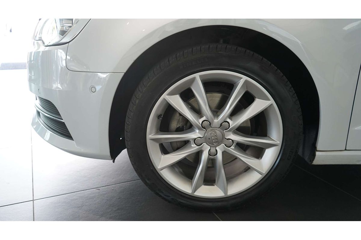 2015 Audi A3 Attraction 8V