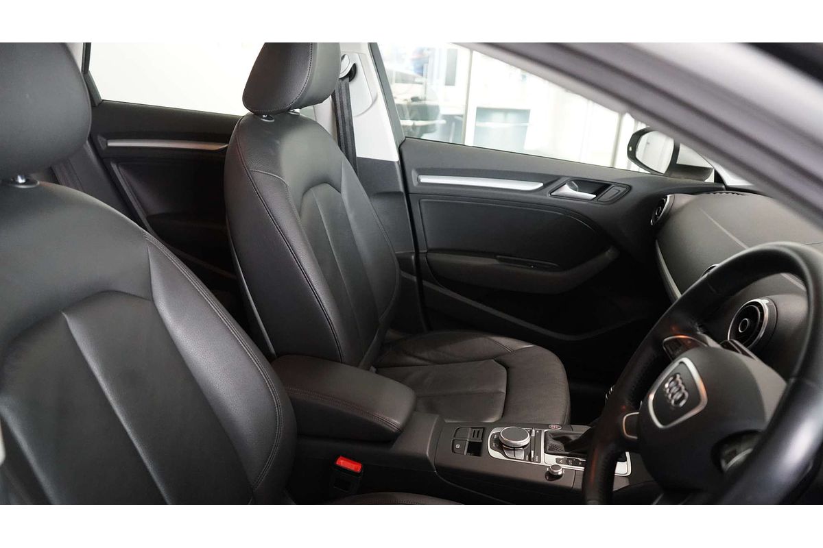 2015 Audi A3 Attraction 8V