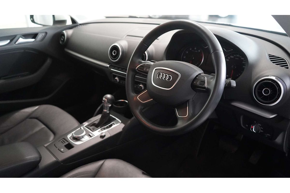 2015 Audi A3 Attraction 8V