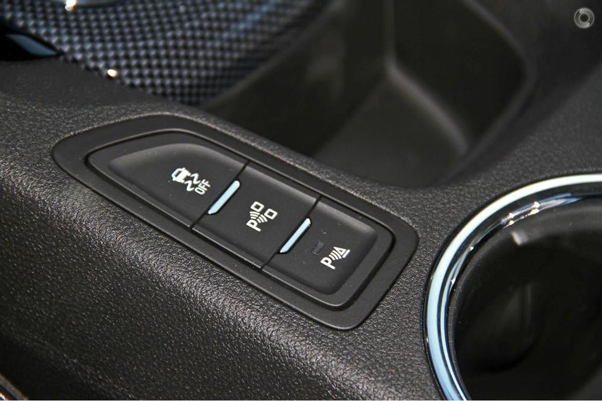 2013 Holden Commodore SV6 VF