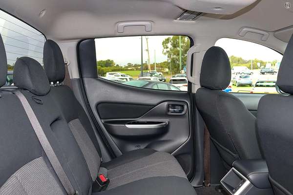 2021 Mitsubishi Triton GLS MR 4X4