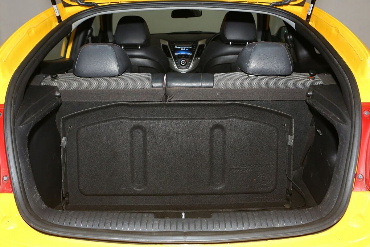 2012 Hyundai Veloster + FS