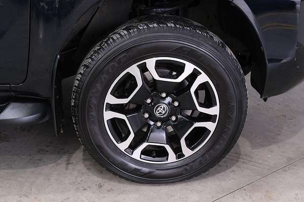 2020 Toyota Hilux SR5 GUN126R 4X4