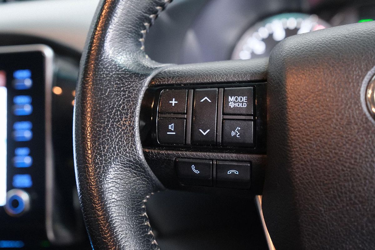 2020 Toyota Hilux SR5 GUN126R 4X4