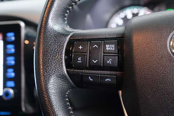2020 Toyota Hilux SR5 GUN126R 4X4