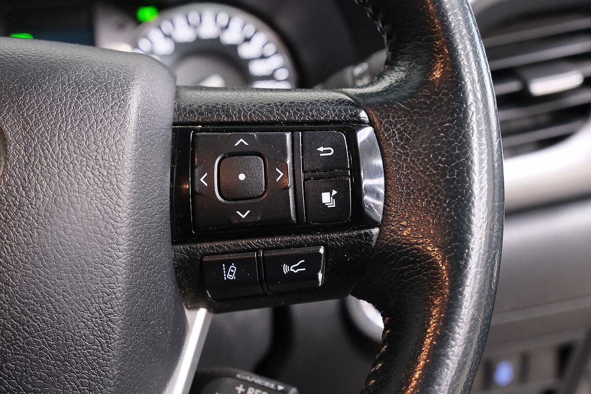 2020 Toyota Hilux SR5 GUN126R 4X4