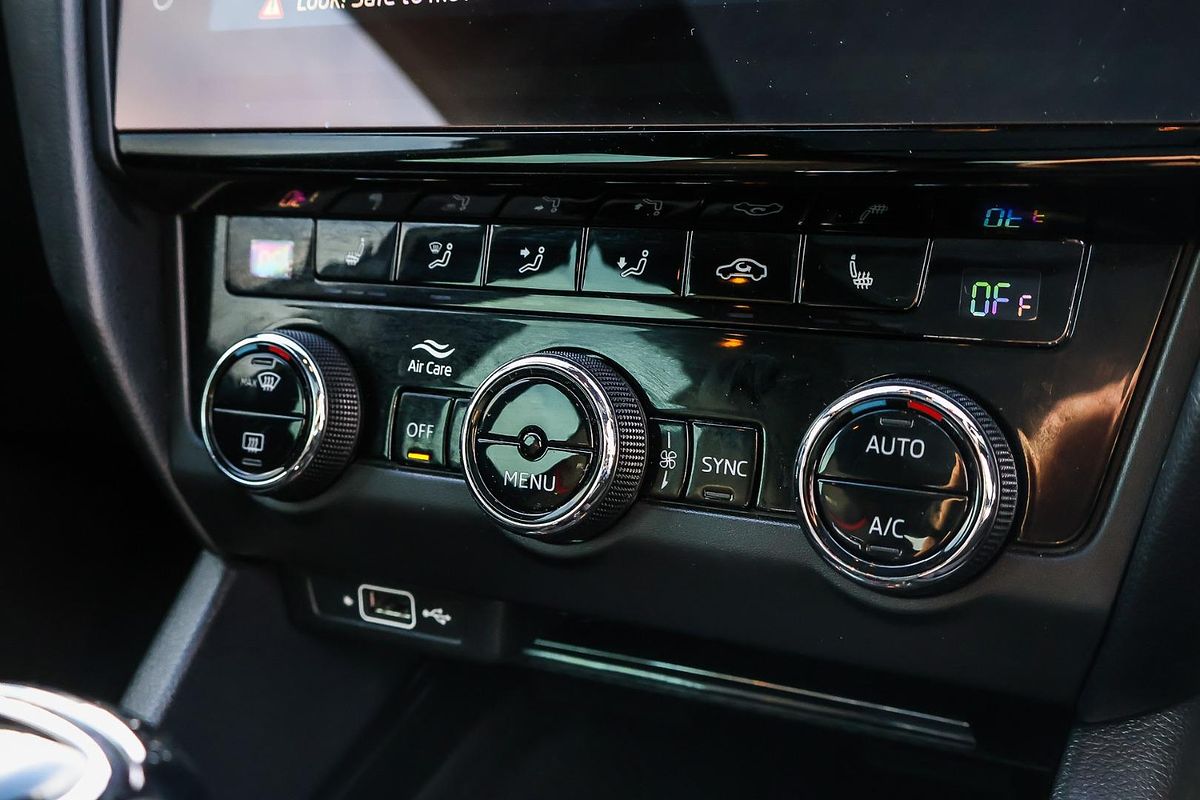 2019 SKODA Octavia RS 245 NE