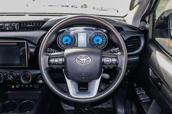 2020 Toyota Hilux SR GUN126R 4X4