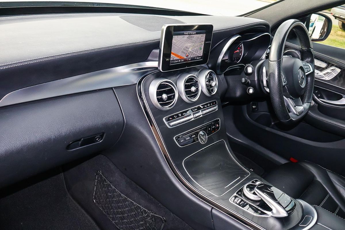 2018 Mercedes-Benz C-Class C300 W205