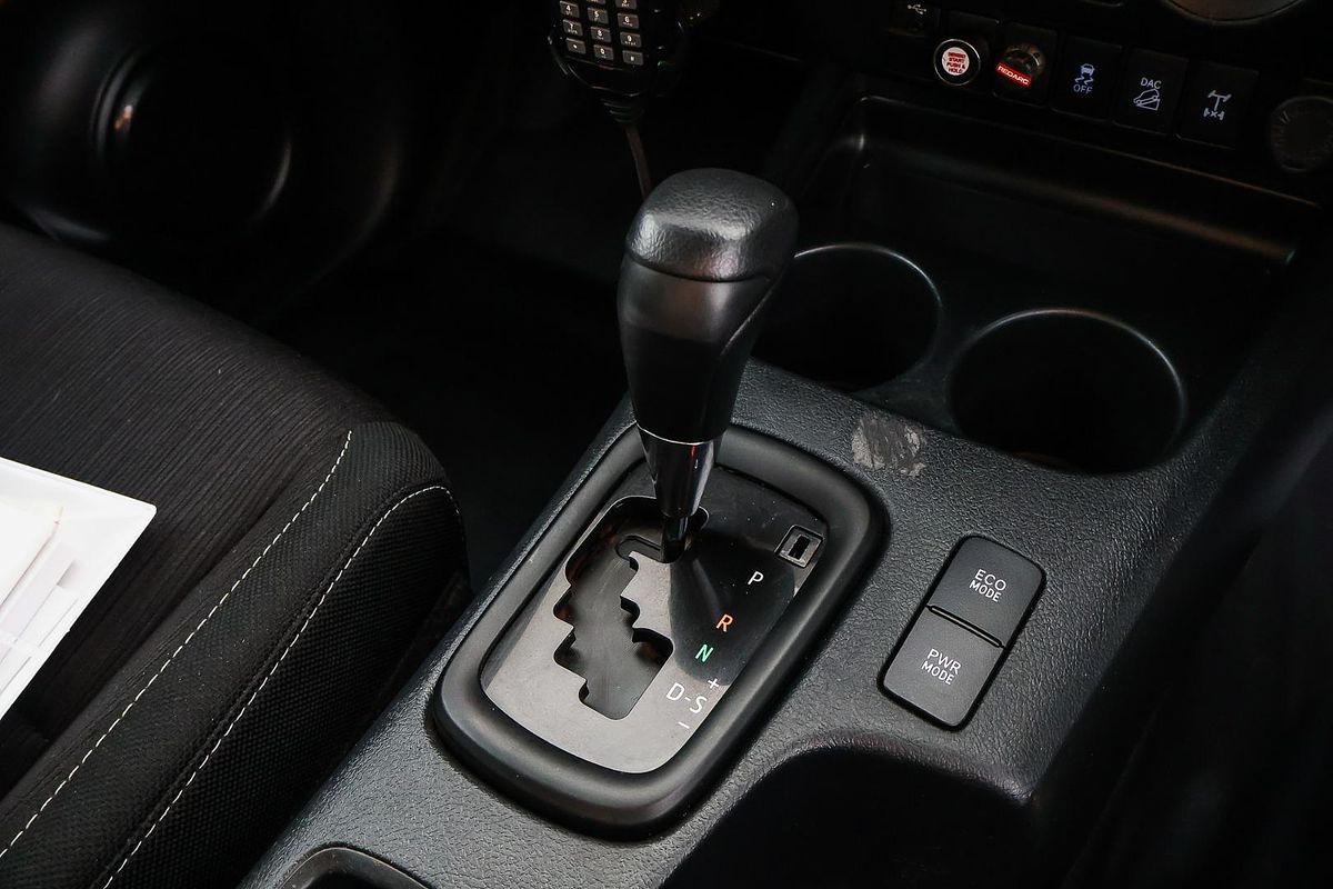 2020 Toyota Hilux SR GUN126R 4X4