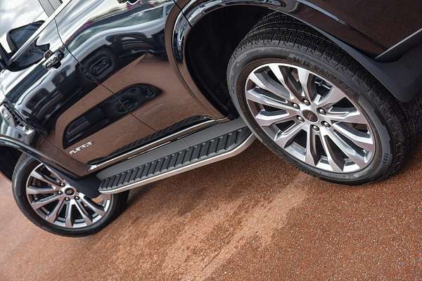 2025 Ford Everest Platinum  3.0L