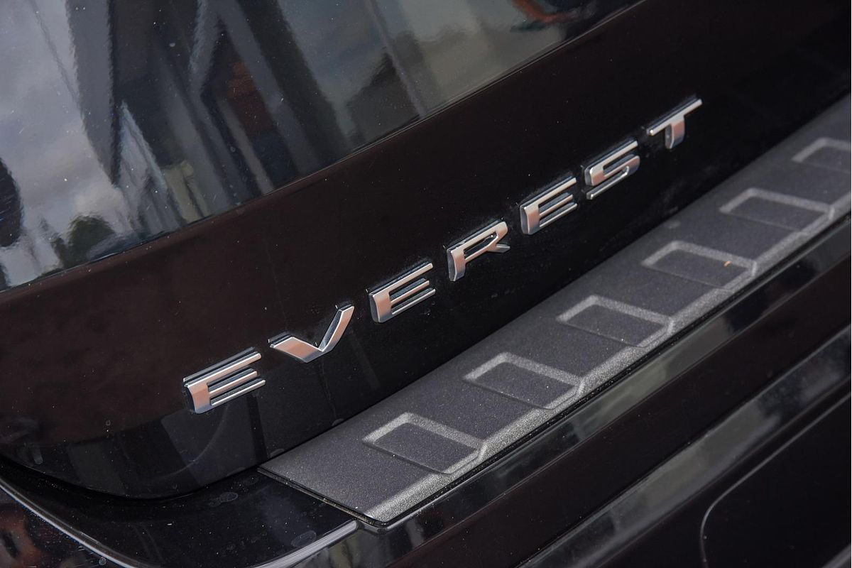 2025 Ford Everest Platinum  3.0L