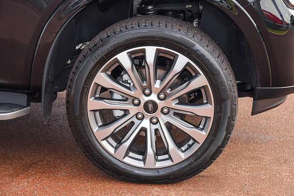2025 Ford Everest Platinum  3.0L