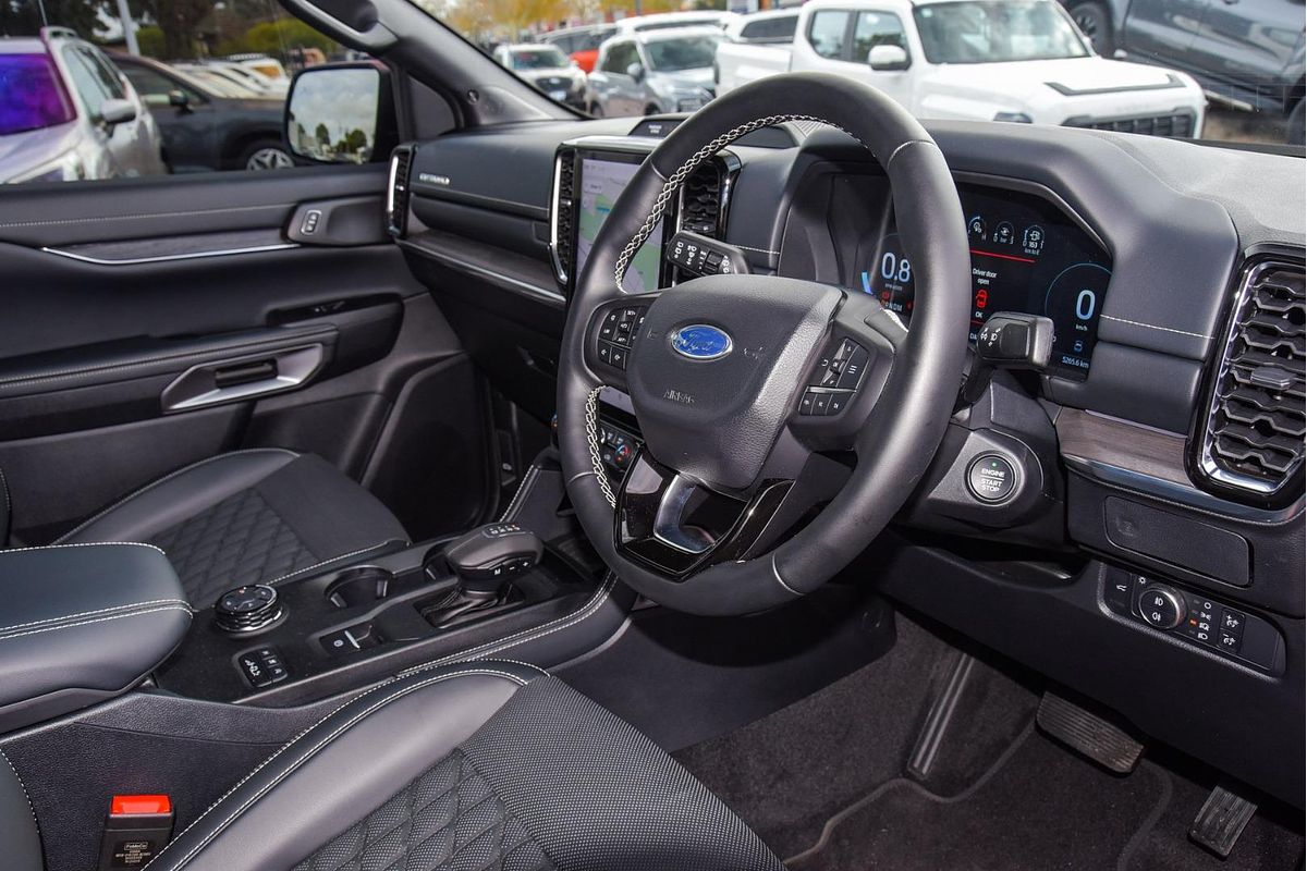 2025 Ford Everest Platinum  3.0L