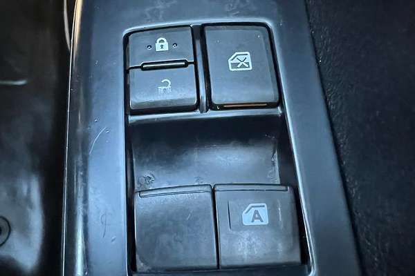 2018 Toyota Hilux Workmate GUN122R Rear Wheel Drive