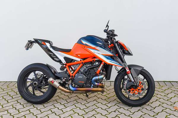2021 KTM Super Duke
