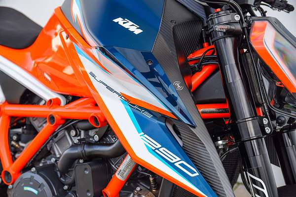2021 KTM Super Duke