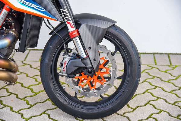 2021 KTM Super Duke