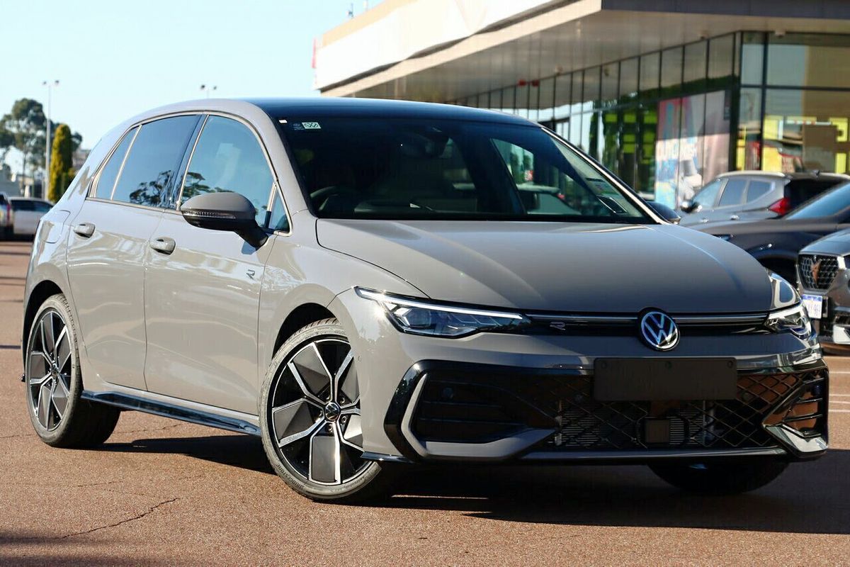 2025 Volkswagen Golf 110TSI R-Line 8.5