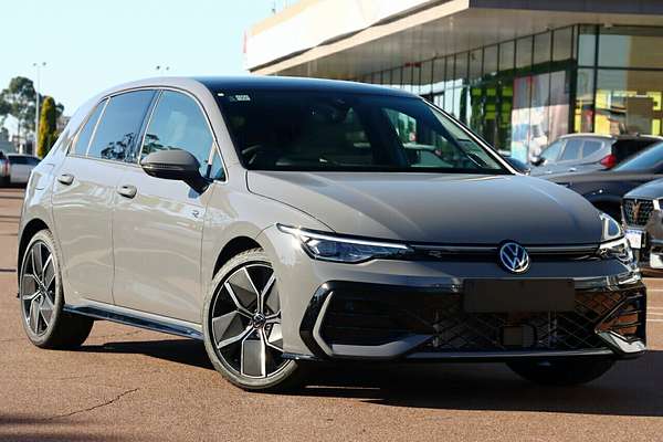 2025 Volkswagen Golf 110TSI R-Line 8.5