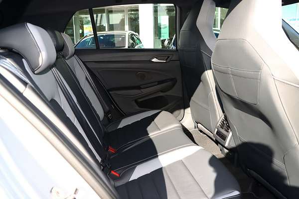 2025 Volkswagen Golf 110TSI R-Line 8.5
