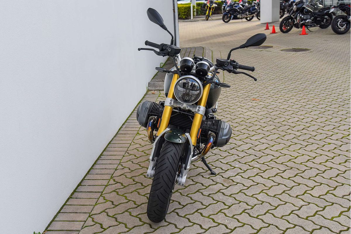 2025 BMW R 12 nineT HL R 12