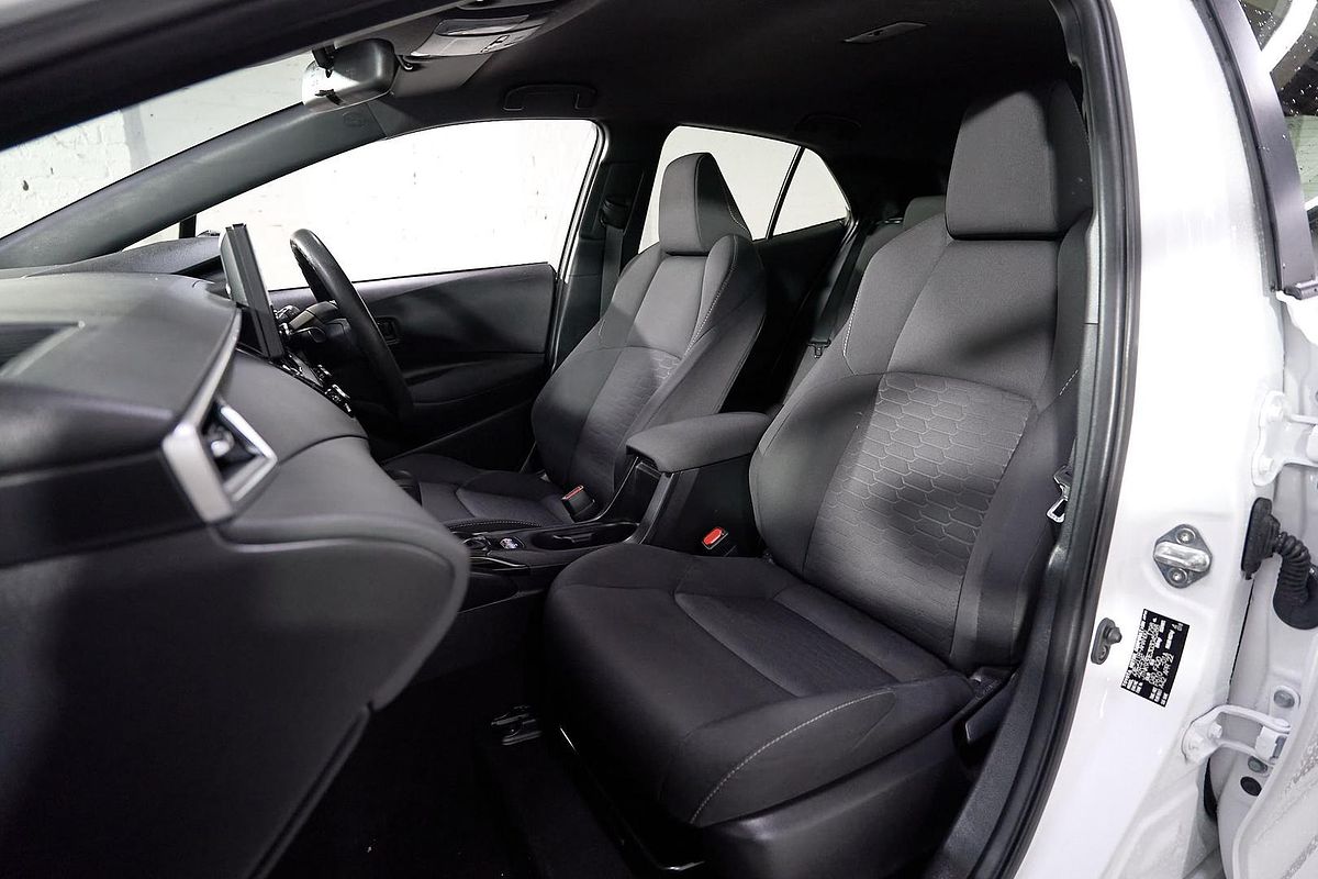 2022 Toyota Corolla Ascent Sport Hybrid ZWE211R
