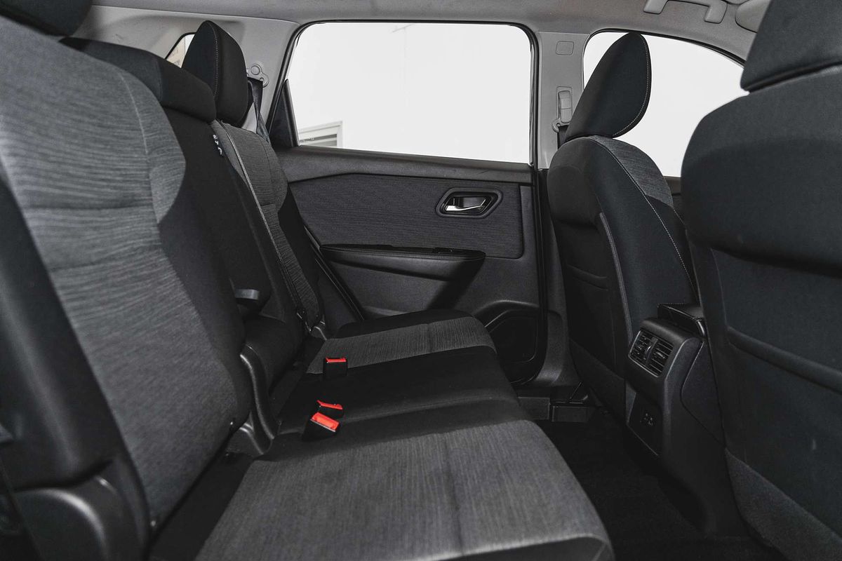2023 Nissan X-TRAIL ST T33