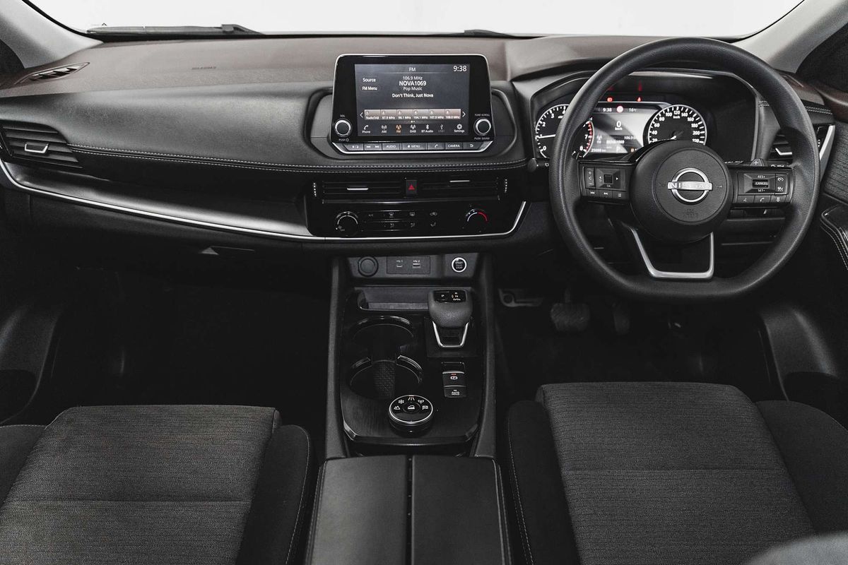 2023 Nissan X-TRAIL ST T33