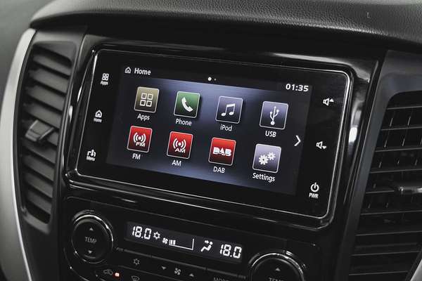 2017 Mitsubishi Pajero Sport GLS QE