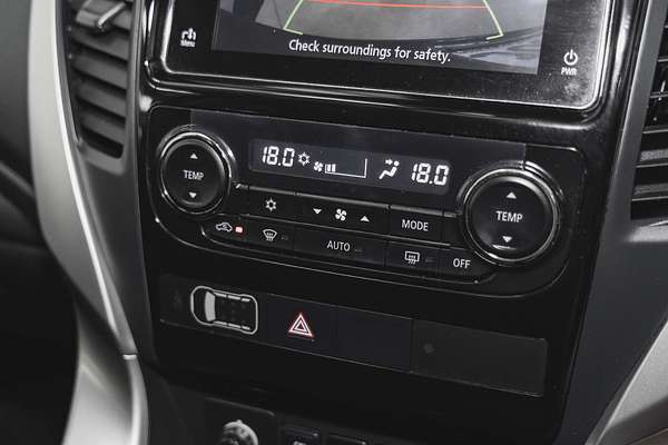2017 Mitsubishi Pajero Sport GLS QE