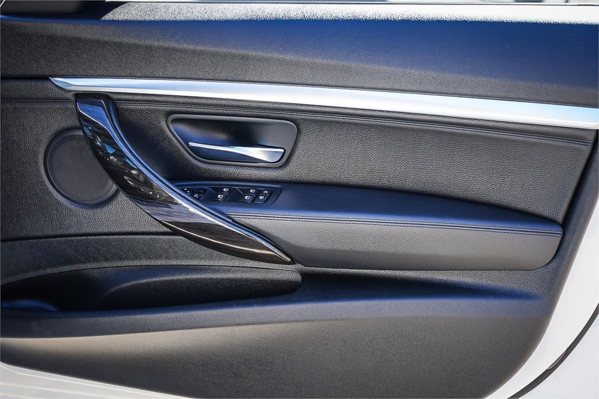 2016 BMW 3 Series 320i Sport Line F34