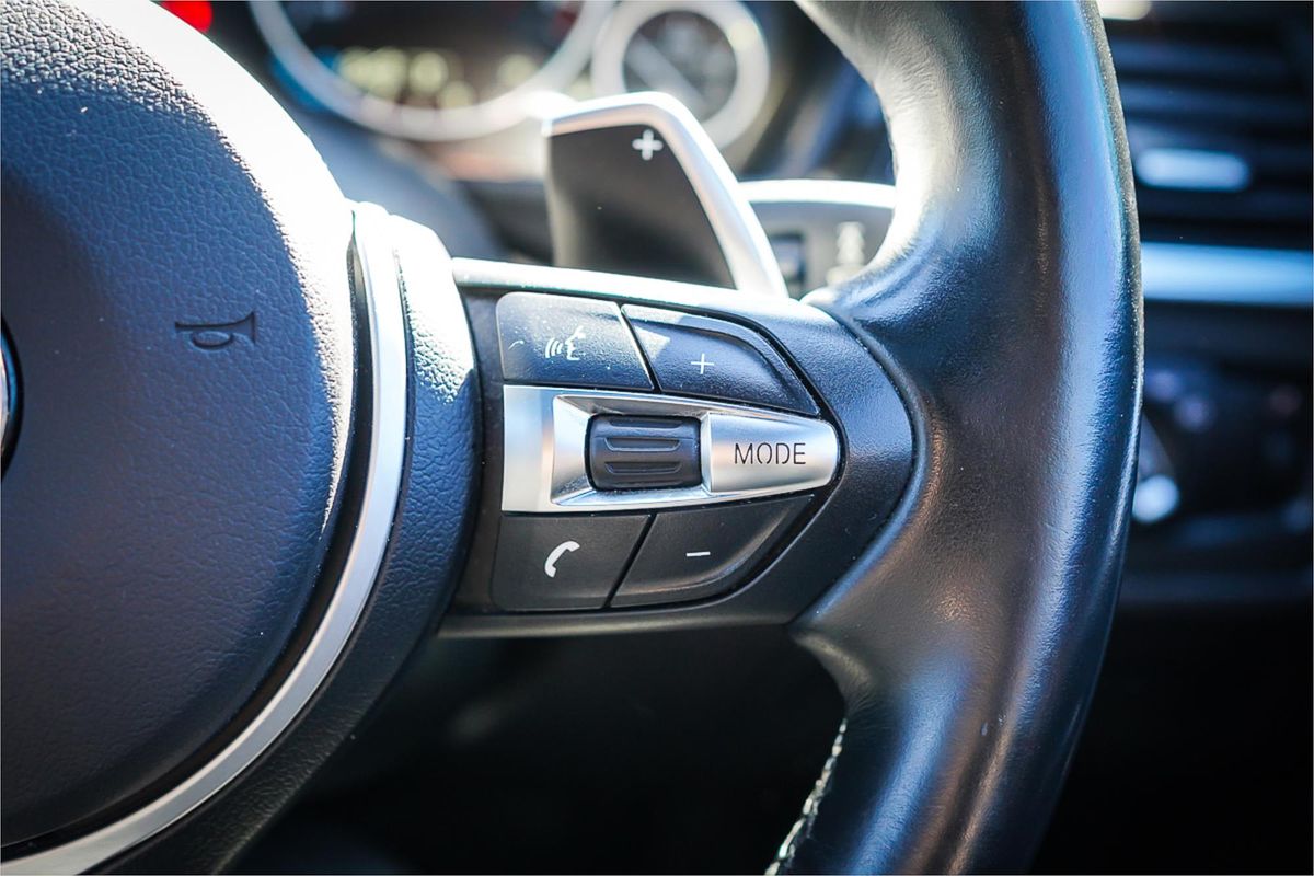 2016 BMW 3 Series 320i Sport Line F34