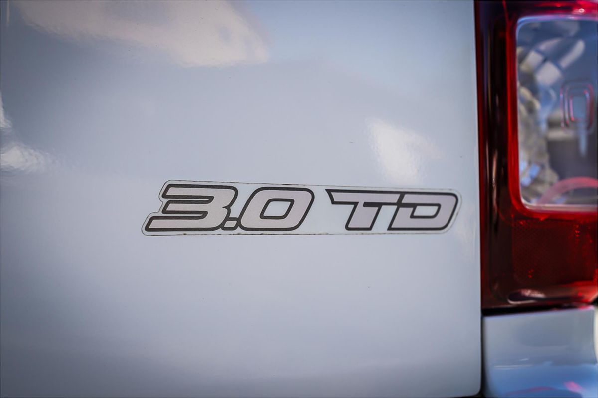 2020 Isuzu D-MAX SX High Ride Rear Wheel Drive
