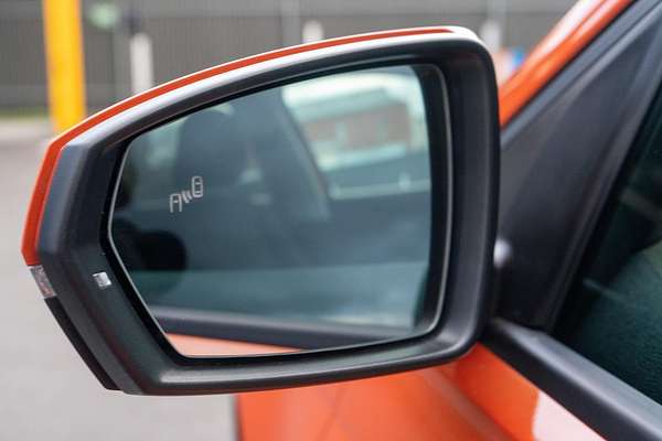 2017 Volkswagen Polo Launch Edition AW