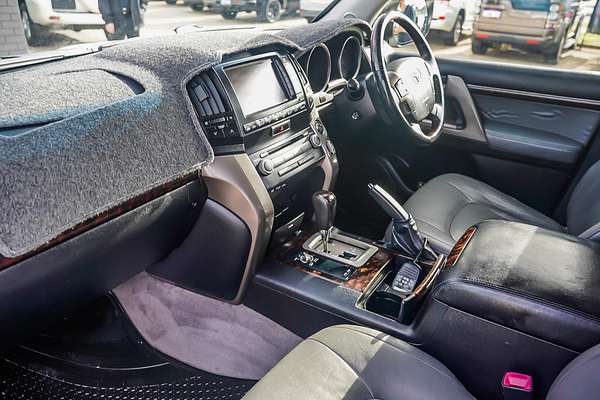 2012 Toyota Landcruiser Sahara VDJ200R