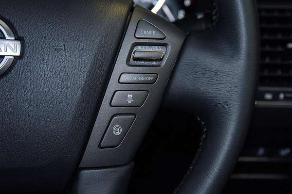 2024 Nissan Patrol Ti-L Y62