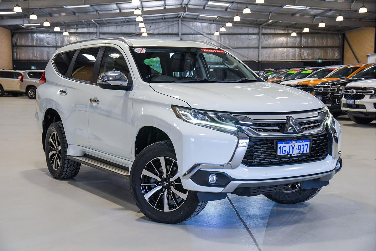 2017 Mitsubishi Pajero Sport GLS QE