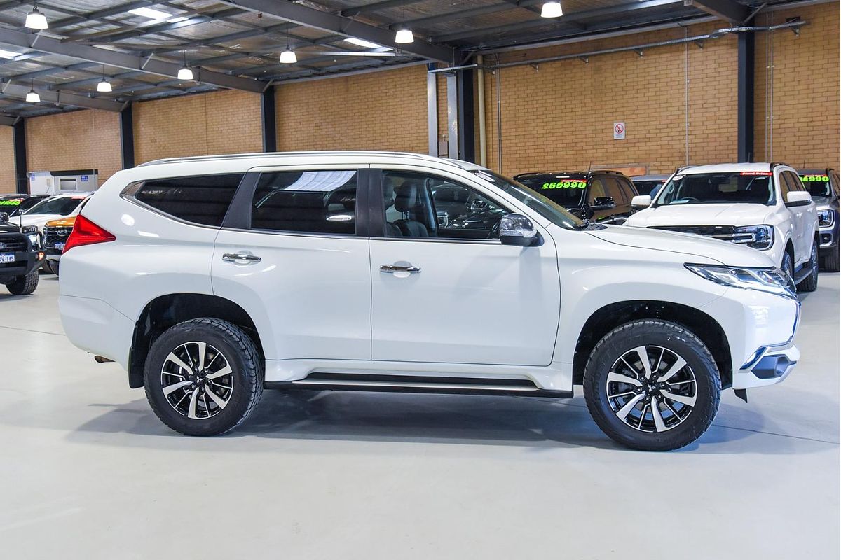 2017 Mitsubishi Pajero Sport GLS QE